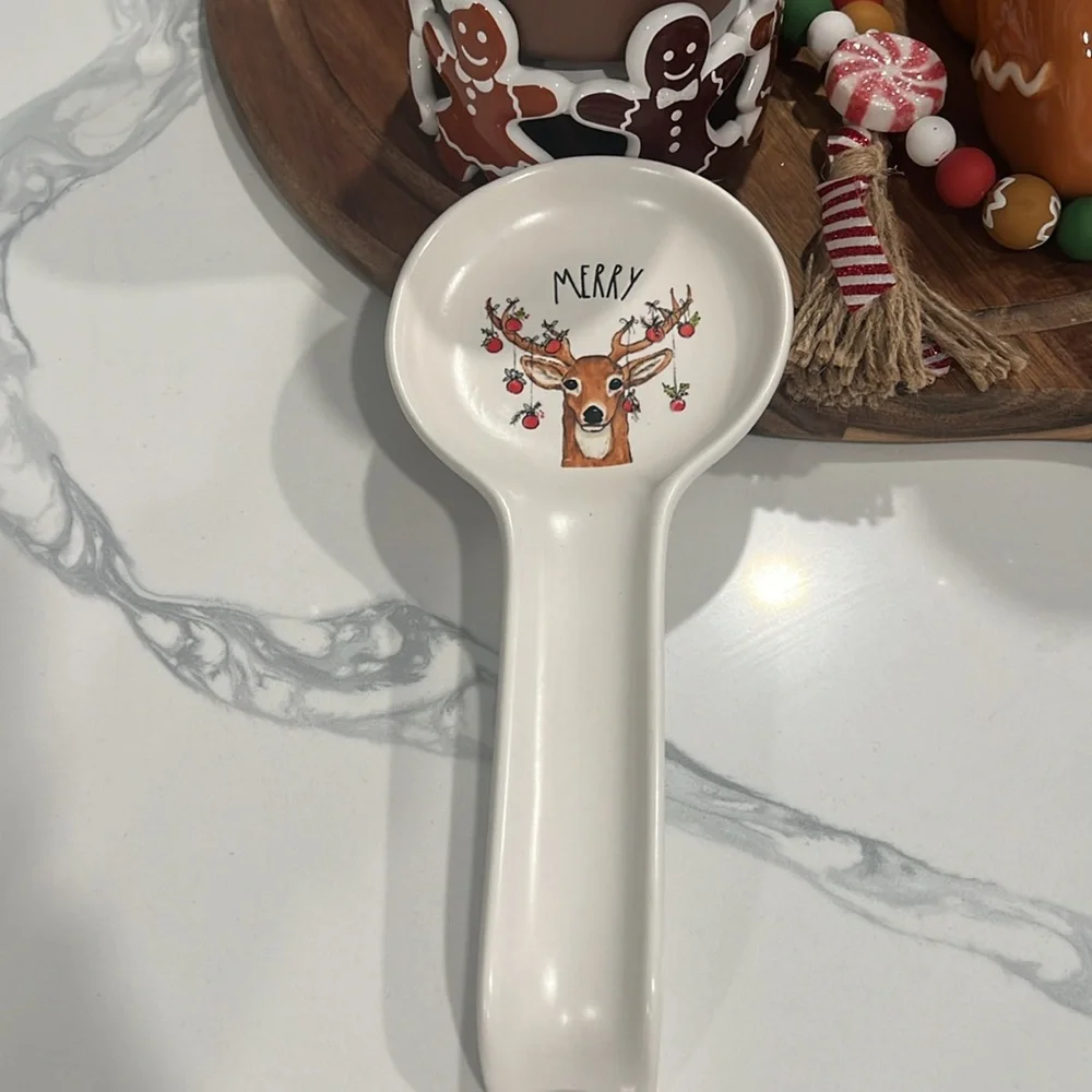 Cute Rae Dunn 🎄Spoon Rest